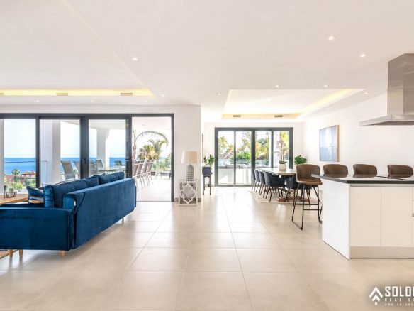 Modern Villas Built with Quality Materials in Benalmádena - Marbella - Málaga - Spain