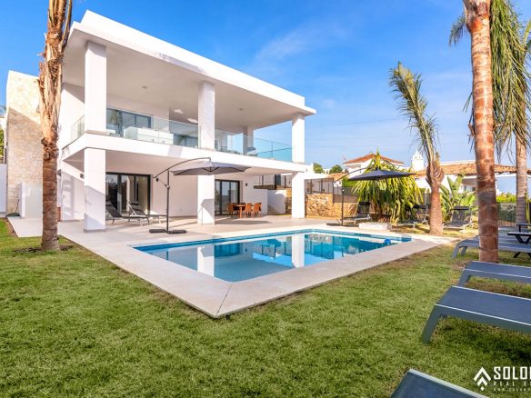 Modern Villas Built with Quality Materials in Benalmádena - Marbella - Málaga - Spain
