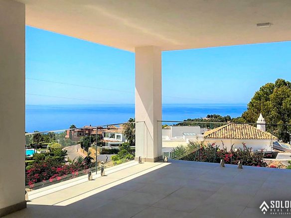 Modern Villas Built with Quality Materials in Benalmádena - Marbella - Málaga - Spain
