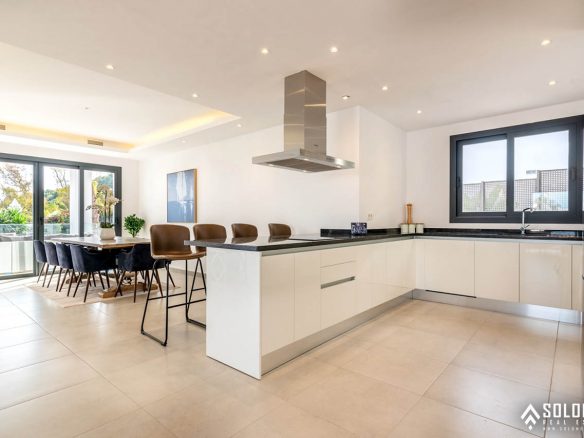 Modern Villas Built with Quality Materials in Benalmádena - Marbella - Málaga - Spain