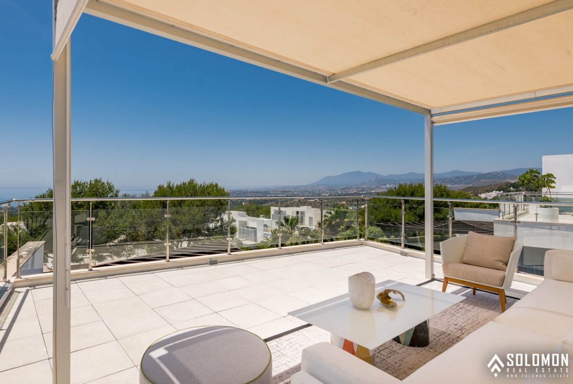 Perfectly Located Prestigious Villas in Marbella - Costa del Sol - Málaga - Spain