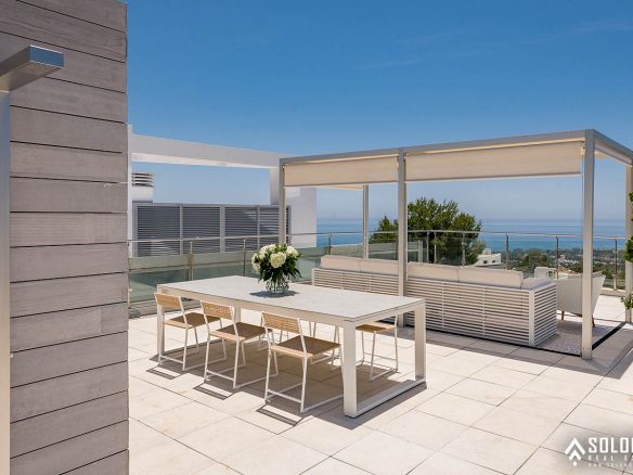 Perfectly Located Prestigious Villas in Marbella - Costa del Sol - Málaga - Spain