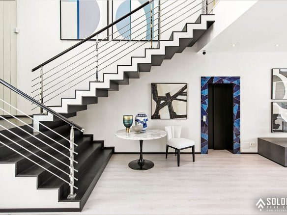 Perfectly Located Prestigious Villas in Marbella - Costa del Sol - Málaga - Spain
