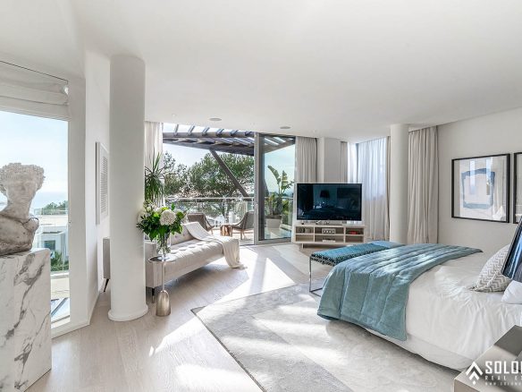 Perfectly Located Prestigious Villas in Marbella - Costa del Sol - Málaga - Spain