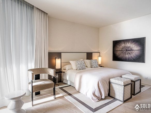 Perfectly Located Prestigious Villas in Marbella - Costa del Sol - Málaga - Spain