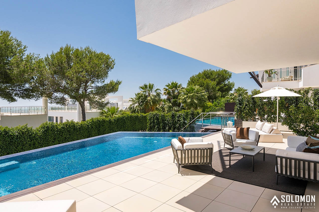 Perfectly Located Prestigious Villas in Marbella - Costa del Sol - Málaga - Spain