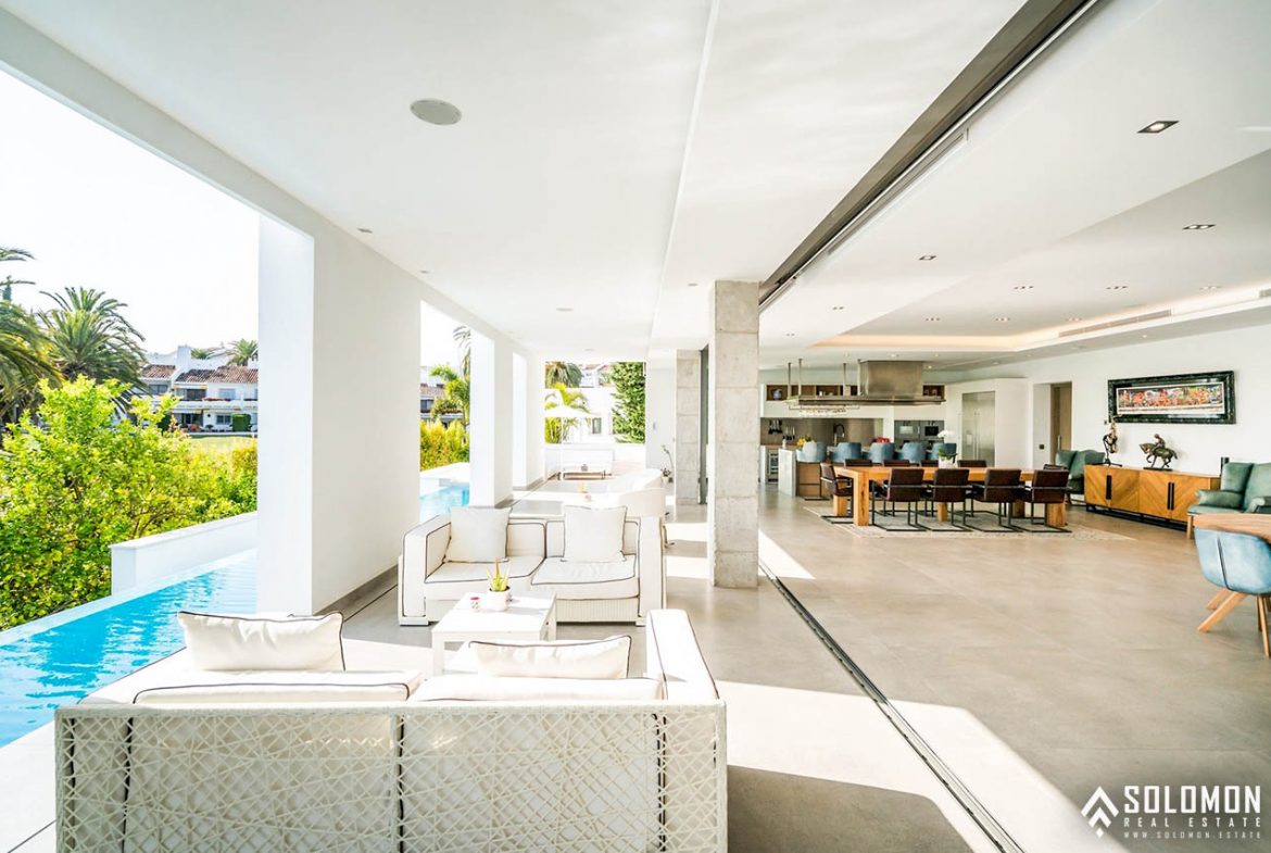 Well-Designed Deluxe House with an Infinity Pool in Nueva Andalucía - Marbella -Málaga - Spain