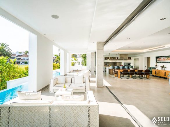 Well-Designed Deluxe House with an Infinity Pool in Nueva Andalucía - Marbella -Málaga - Spain