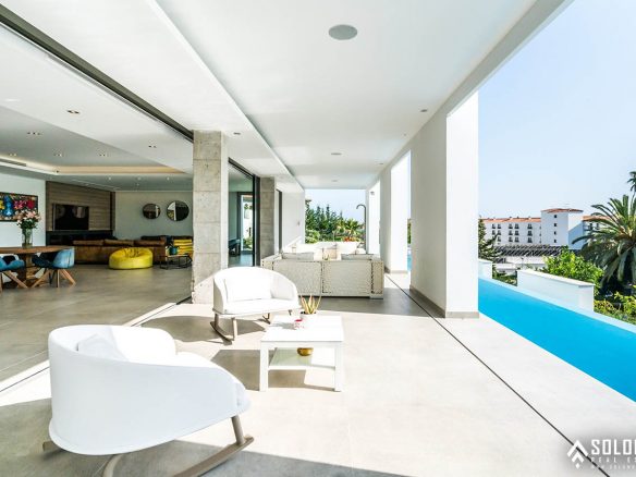 Well-Designed Deluxe House with an Infinity Pool in Nueva Andalucía - Marbella -Málaga - Spain
