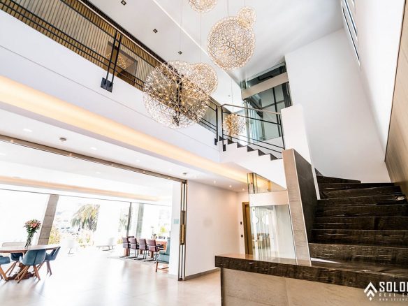 Well-Designed Deluxe House with an Infinity Pool in Nueva Andalucía - Marbella -Málaga - Spain