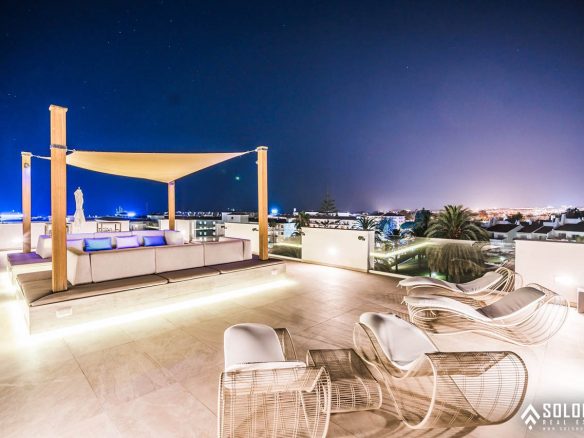 Well-Designed Deluxe House with an Infinity Pool in Nueva Andalucía - Marbella -Málaga - Spain