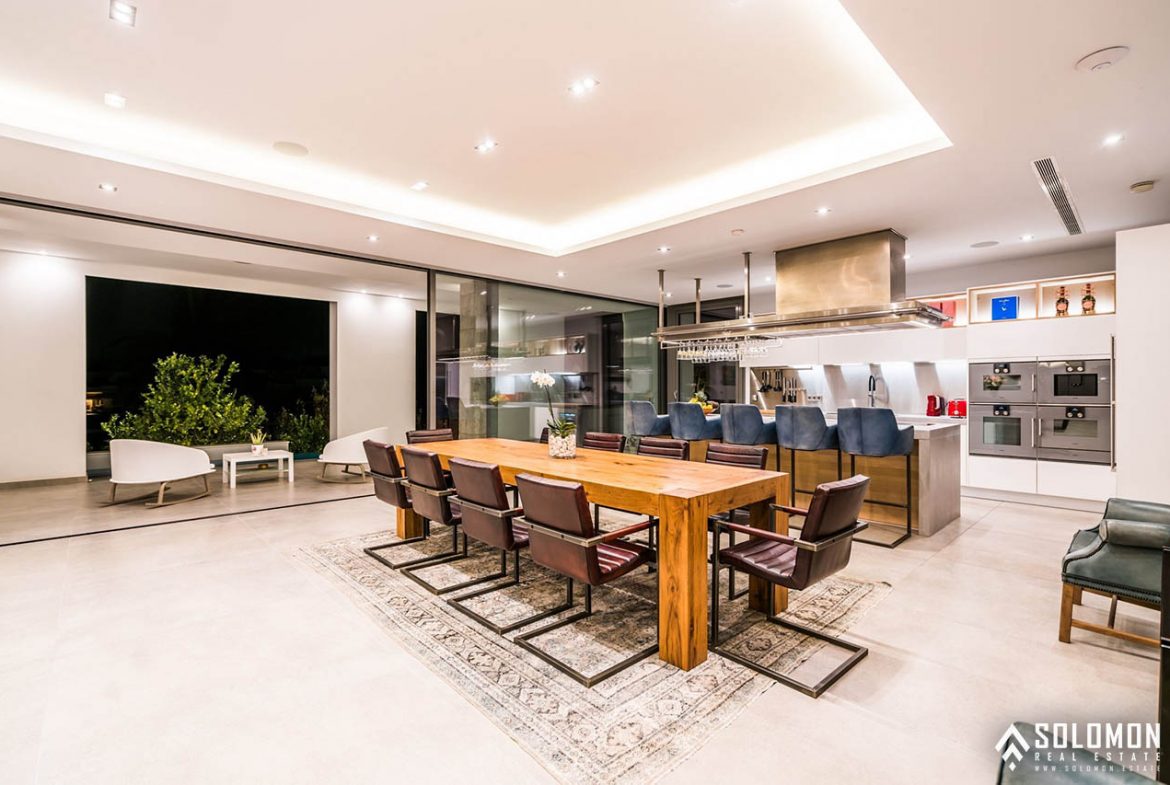 Well-Designed Deluxe House with an Infinity Pool in Nueva Andalucía - Marbella -Málaga - Spain