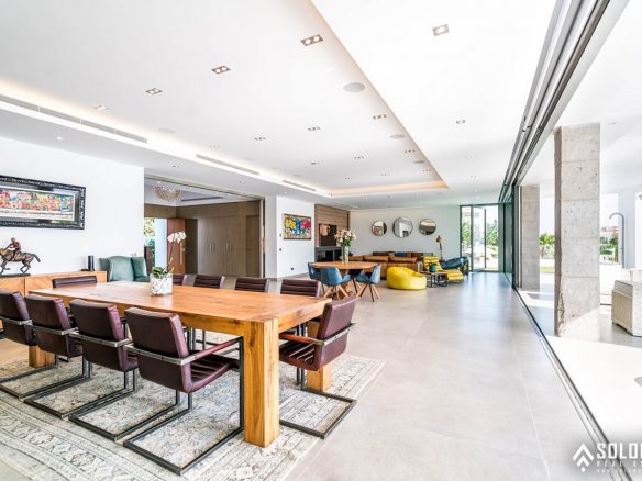 Well-Designed Deluxe House with an Infinity Pool in Nueva Andalucía - Marbella -Málaga - Spain
