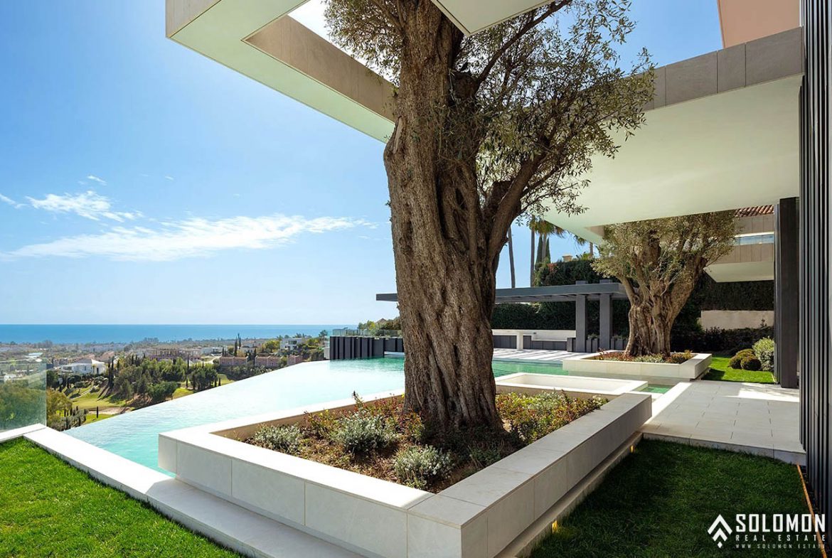 Exclusive Golf Villa with Infinity Pool in Benahavis - Marbella - Málaga - Spain