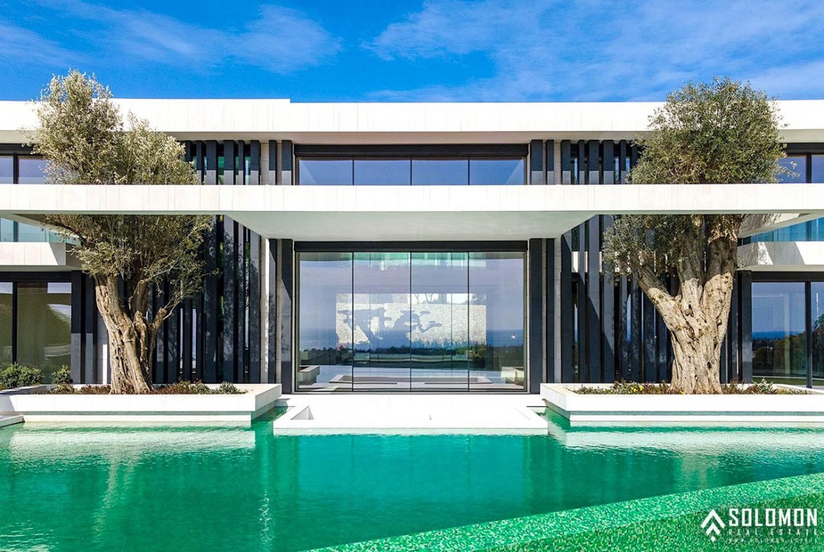 Exclusive Golf Villa with Infinity Pool in Benahavis - Marbella - Málaga - Spain