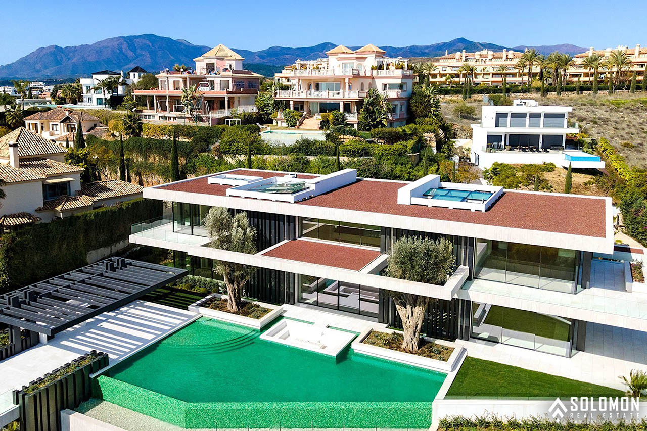 Exclusive Golf Villa with Infinity Pool in Benahavis - Marbella - Málaga - Spain