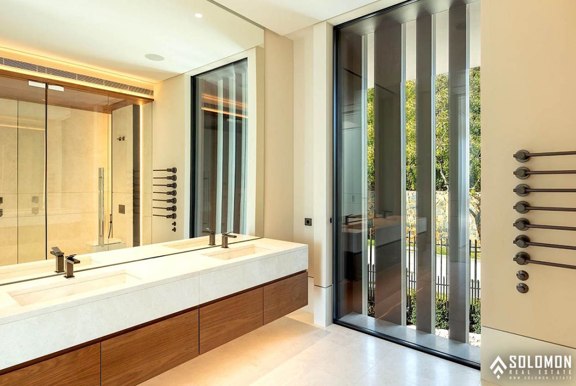 Exclusive Golf Villa with Infinity Pool in Benahavis - Marbella - Málaga - Spain