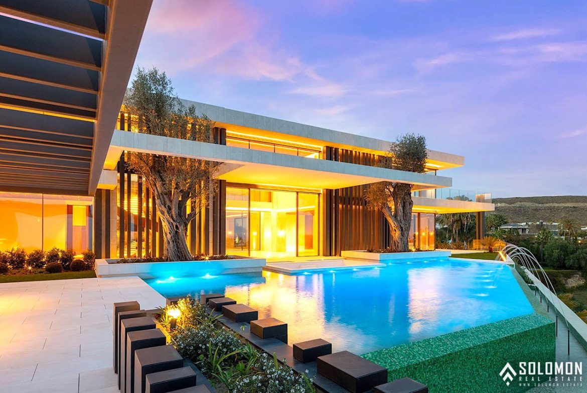 Exclusive Golf Villa with Infinity Pool in Benahavis - Marbella - Málaga - Spain
