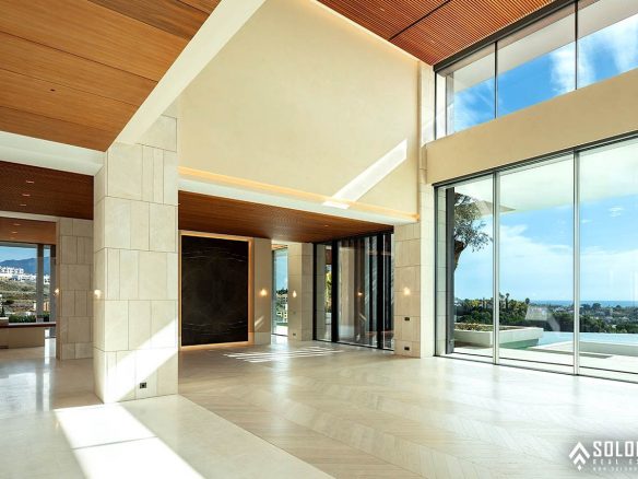 Exclusive Golf Villa with Infinity Pool in Benahavis - Marbella - Málaga - Spain
