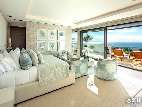Exclusive Villa with a Timeless Design Close to Marbella Center - Costa del Sol - Málaga - Spain