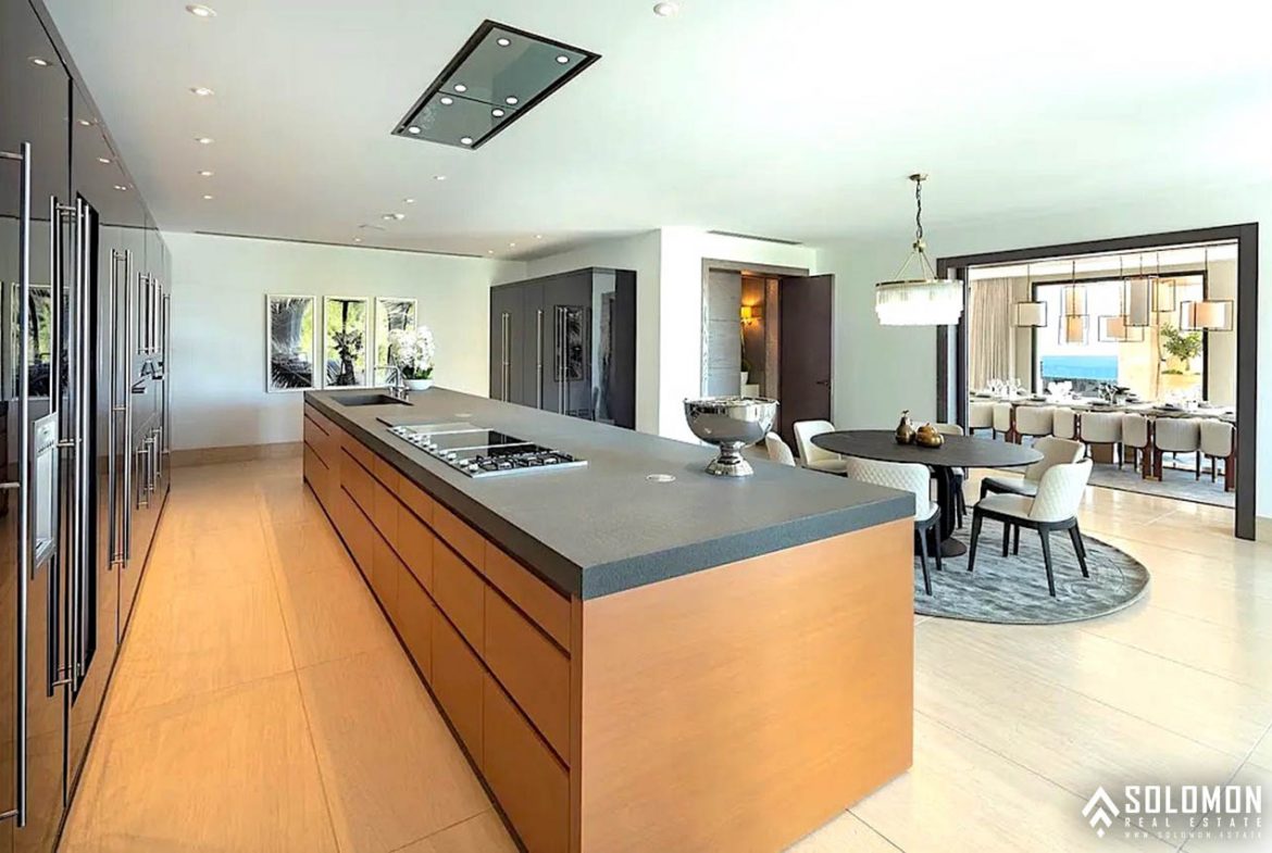 Exclusive Villa with a Timeless Design Close to Marbella Center - Costa del Sol - Málaga - Spain