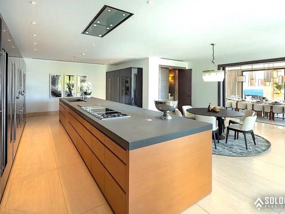 Exclusive Villa with a Timeless Design Close to Marbella Center - Costa del Sol - Málaga - Spain