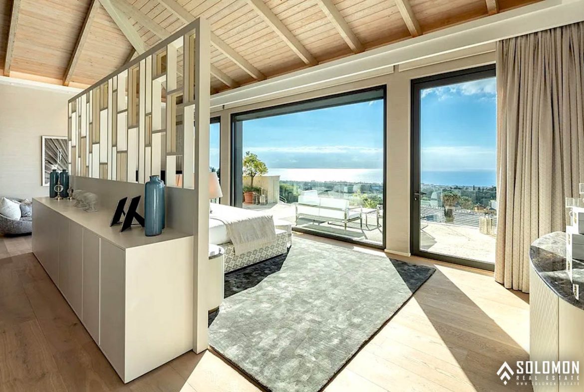 Exclusive Villa with a Timeless Design Close to Marbella Center - Costa del Sol - Málaga - Spain