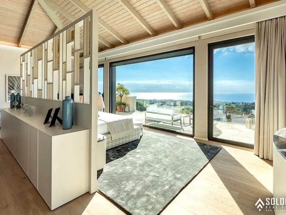 Exclusive Villa with a Timeless Design Close to Marbella Center - Costa del Sol - Málaga - Spain