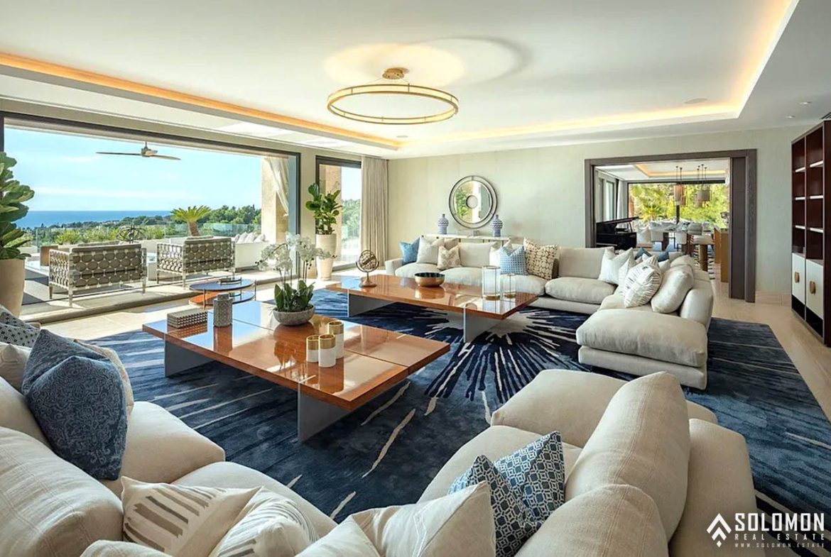 Exclusive Villa with a Timeless Design Close to Marbella Center - Costa del Sol - Málaga - Spain