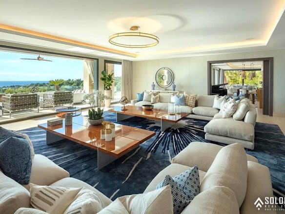 Exclusive Villa with a Timeless Design Close to Marbella Center - Costa del Sol - Málaga - Spain