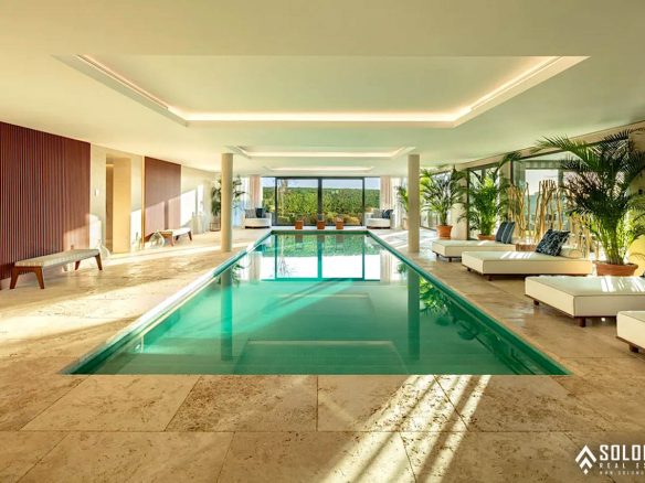 Exclusive Villa with a Timeless Design Close to Marbella Center - Costa del Sol - Málaga - Spain