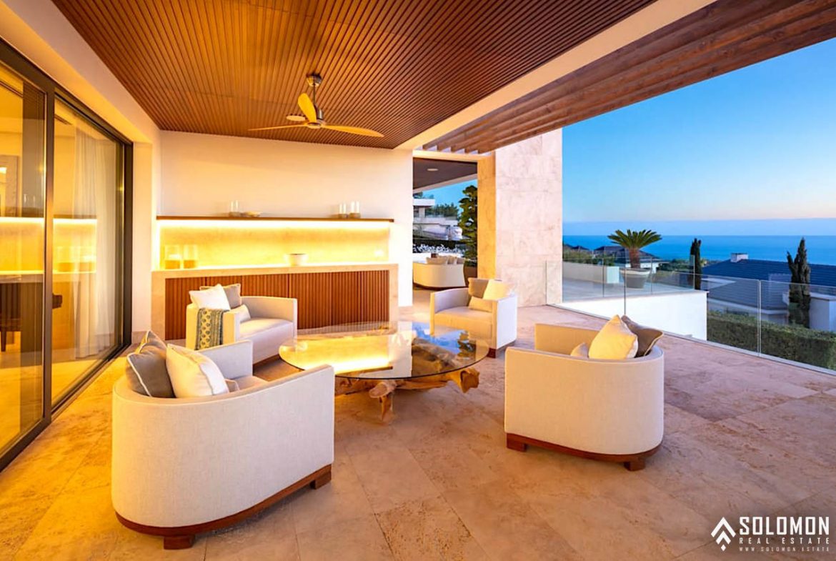 Exclusive Villa with a Timeless Design Close to Marbella Center - Costa del Sol - Málaga - Spain