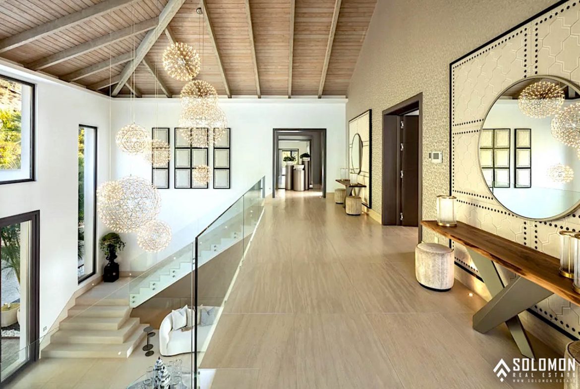 Exclusive Villa with a Timeless Design Close to Marbella Center - Costa del Sol - Málaga - Spain
