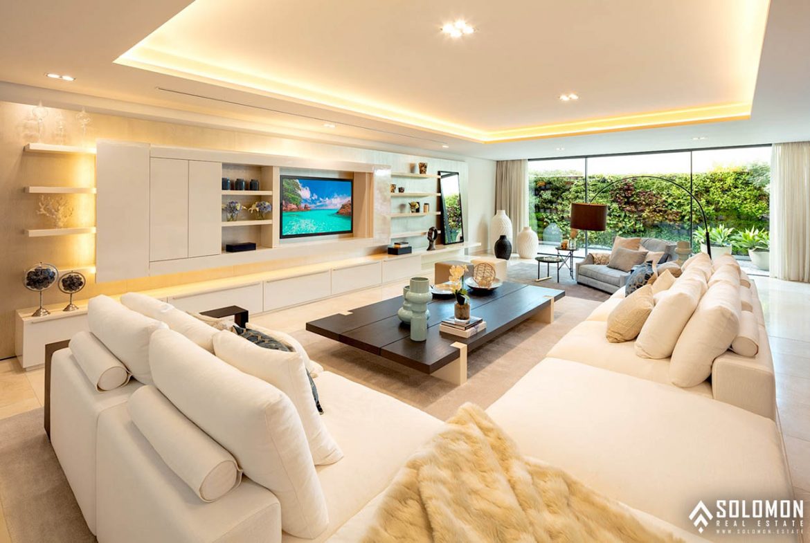 Luxury Villa - Near Golf Course in Marbella - Nueva Andalucía - Málaga - Spain
