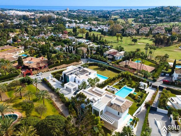 Luxury Villa - Near Golf Course in Marbella - Nueva Andalucía - Málaga - Spain