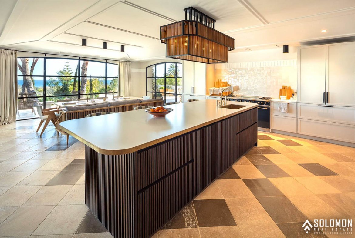 Exquisite Mansion with Panoramic Views on Golden Mile in Marbella - Nueva Andalucía - Spain