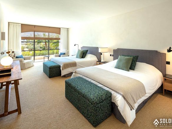 Exquisite Mansion with Panoramic Views on Golden Mile in Marbella - Nueva Andalucía - Spain