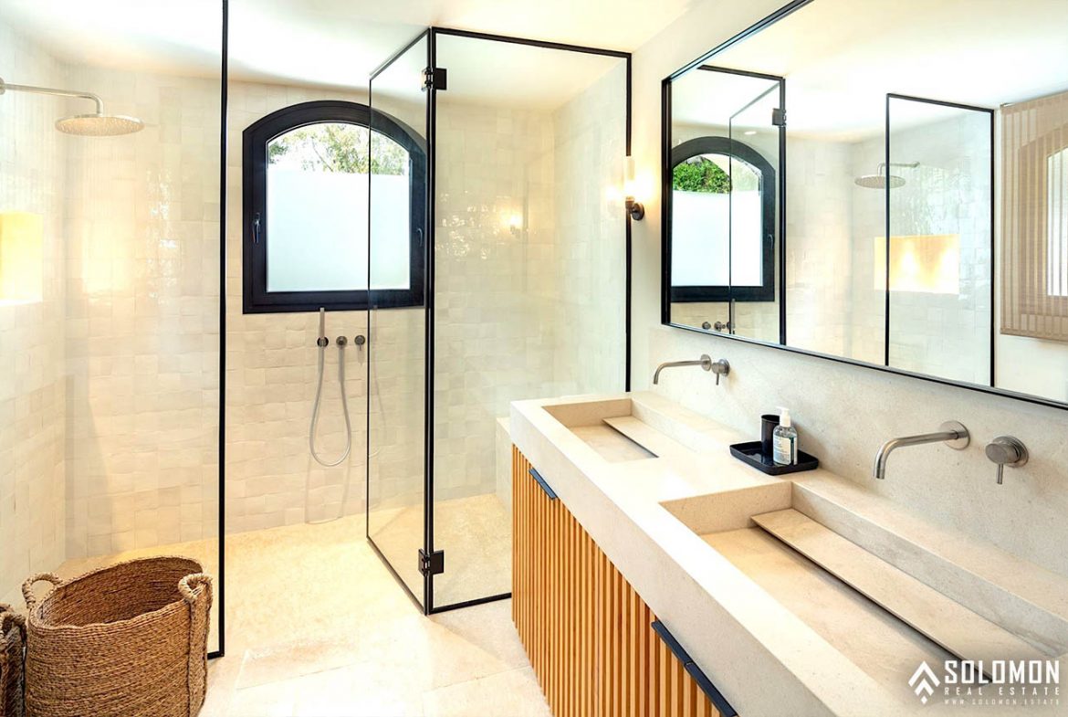 Exquisite Mansion with Panoramic Views on Golden Mile in Marbella - Nueva Andalucía - Spain