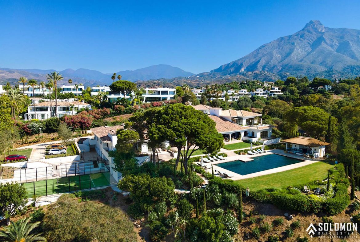 Exquisite Mansion with Panoramic Views on Golden Mile in Marbella - Nueva Andalucía - Spain