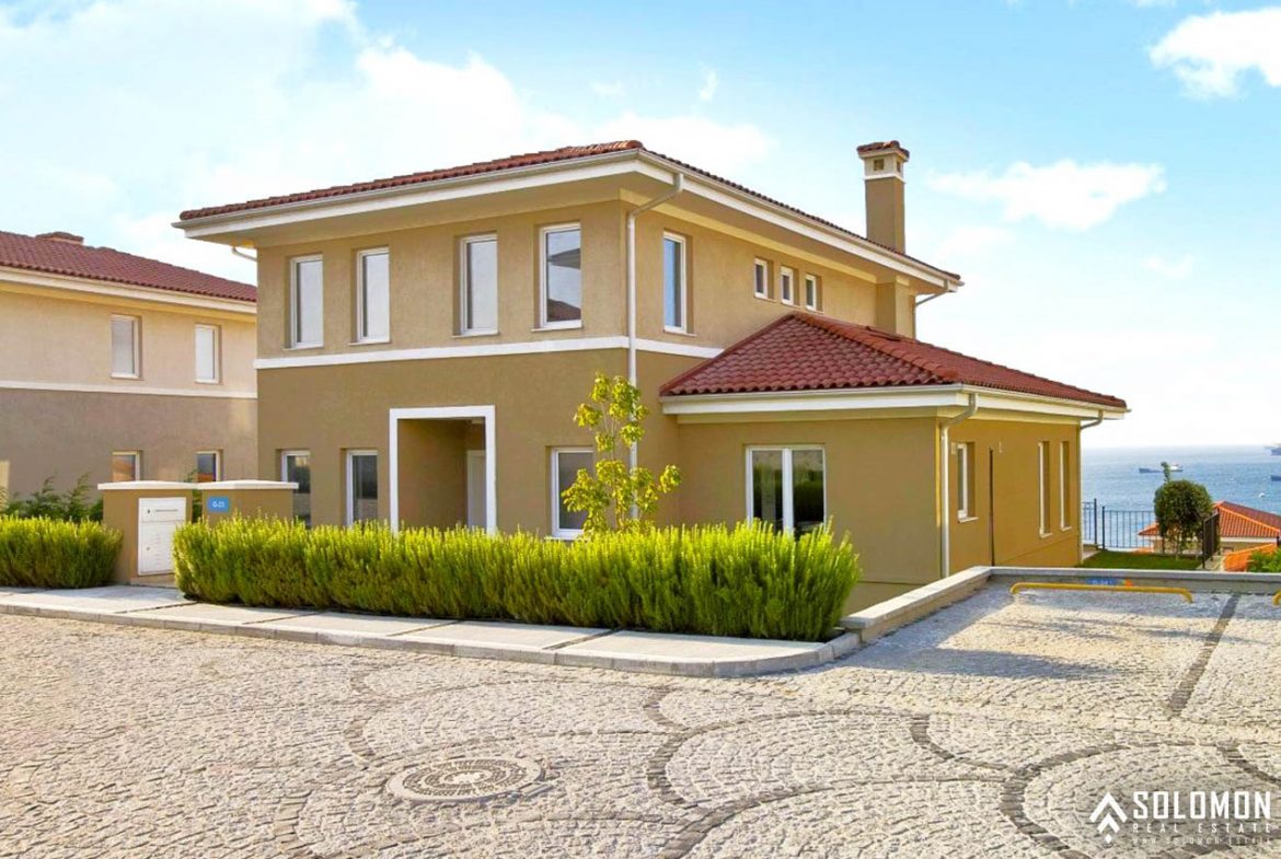 Sea and Lake View Villas for Sale in Beylikdüzü - Istanbul - Marmara - Turkey