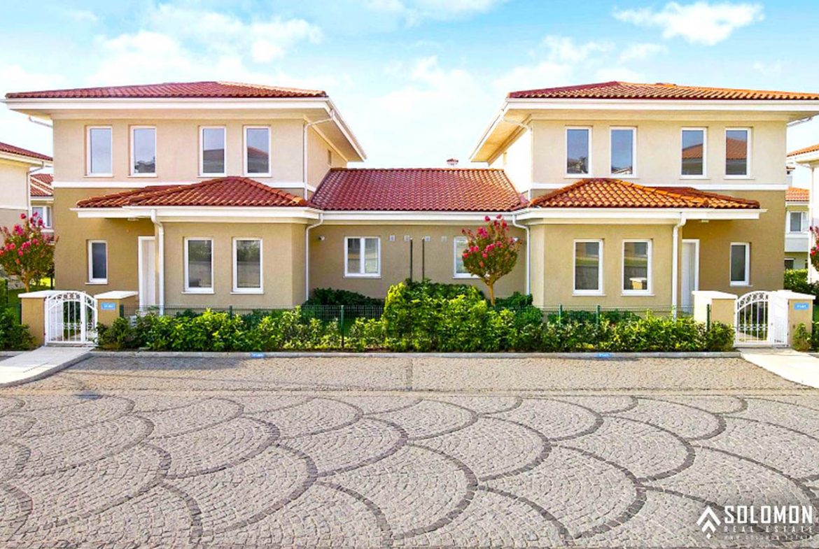 Sea and Lake View Villas for Sale in Beylikdüzü - Istanbul - Marmara - Turkey