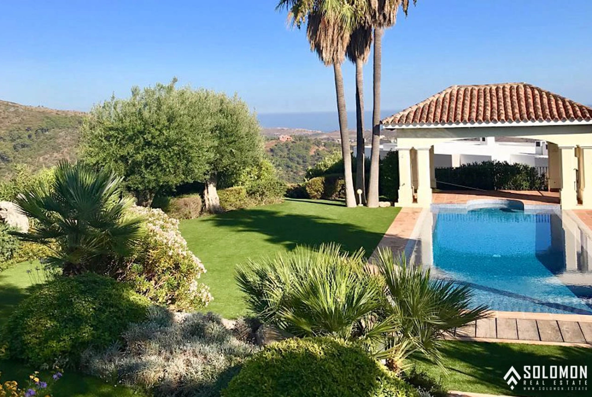 Bright Mansion with the Beautiful Swimming Pool in Benahavís – Costa del Sol – Marbella – Málaga – Spain
