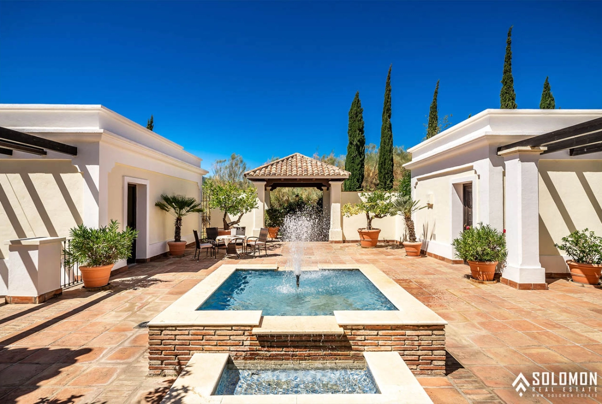 Bright Mansion with the Beautiful Swimming Pool in Benahavís – Costa del Sol – Marbella – Málaga – Spain