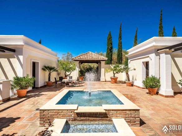 Bright Mansion with the Beautiful Swimming Pool in Benahavís – Costa del Sol – Marbella – Málaga – Spain