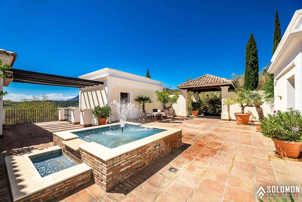 Bright Mansion with the Beautiful Swimming Pool in Benahavís – Costa del Sol – Marbella – Málaga – Spain