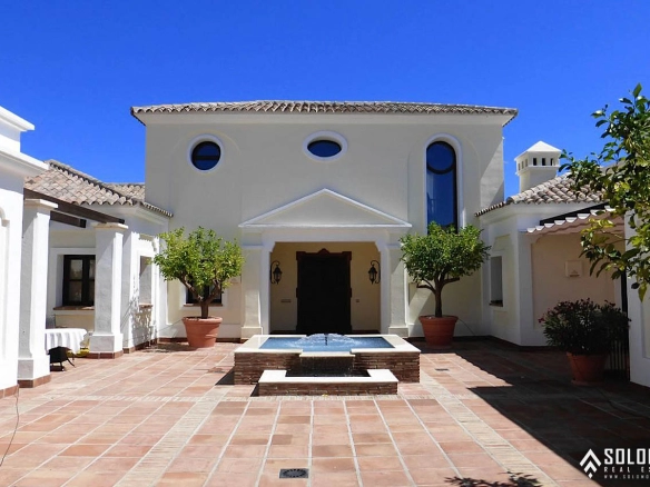 Bright Mansion with the Beautiful Swimming Pool in Benahavís – Costa del Sol – Marbella – Málaga – Spain