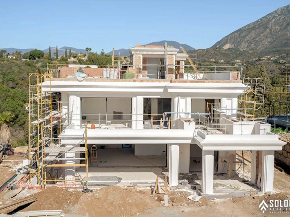 Fantastically Located Villas in a Sought After Area of Marbella - Málaga - Spain