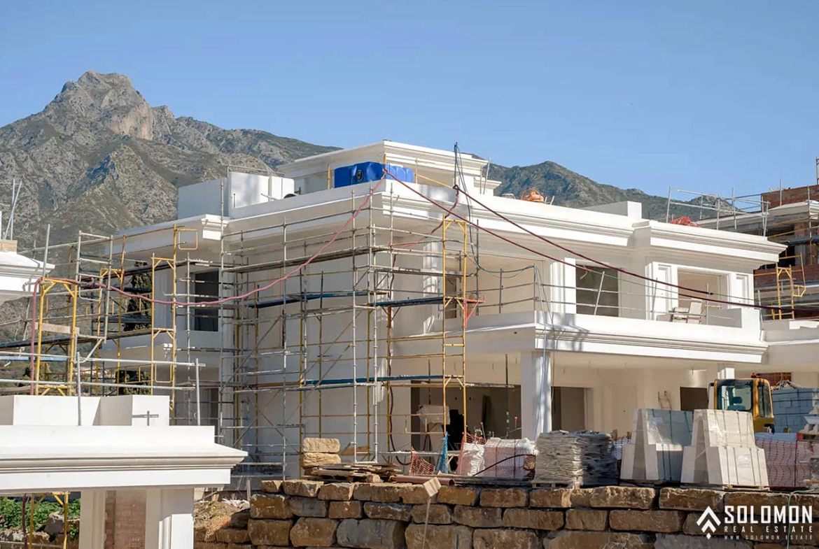 Fantastically Located Villas in a Sought After Area of Marbella - Málaga - Spain