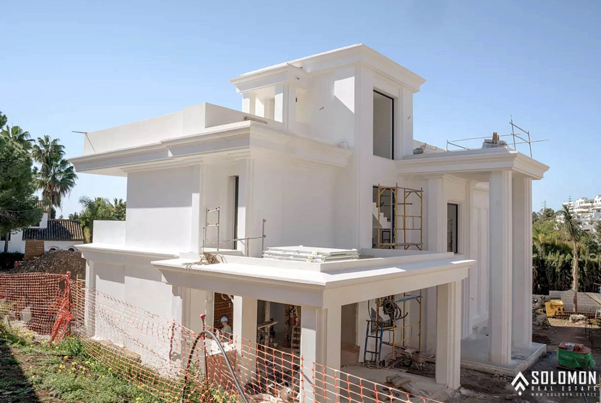 Fantastically Located Villas in a Sought After Area of Marbella - Málaga - Spain