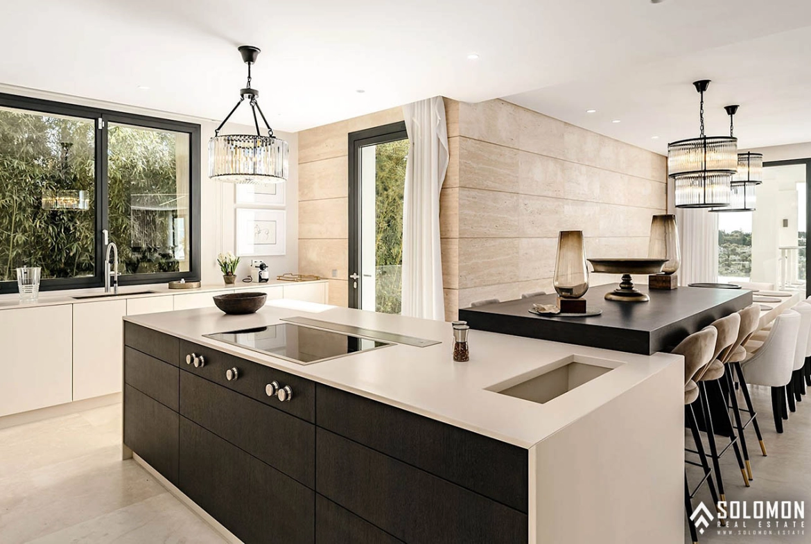 Luxury Villa Close to Puerto Banus and Marbella in Benahavis – Costa del Sol – Nueva Andalucía – Málaga – Spain